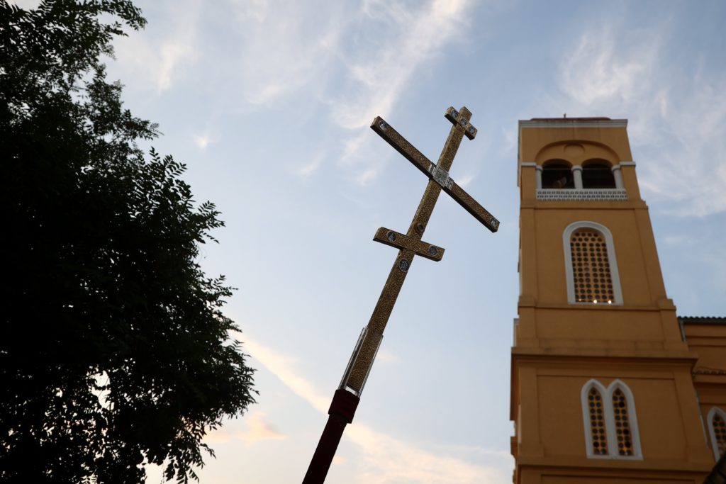 Αναβιώνει και εφέτος η νυχτερινή λιτανεία του Τιμίου Σταυρού στην Αλεξανδρούπολη