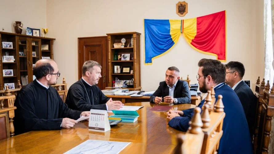 O secție a Spitalului Vatra Dornei funcționează într-o clădire a Arhiepiscopiei Sucevei și Rădăuților: Acordul a fost prelungit