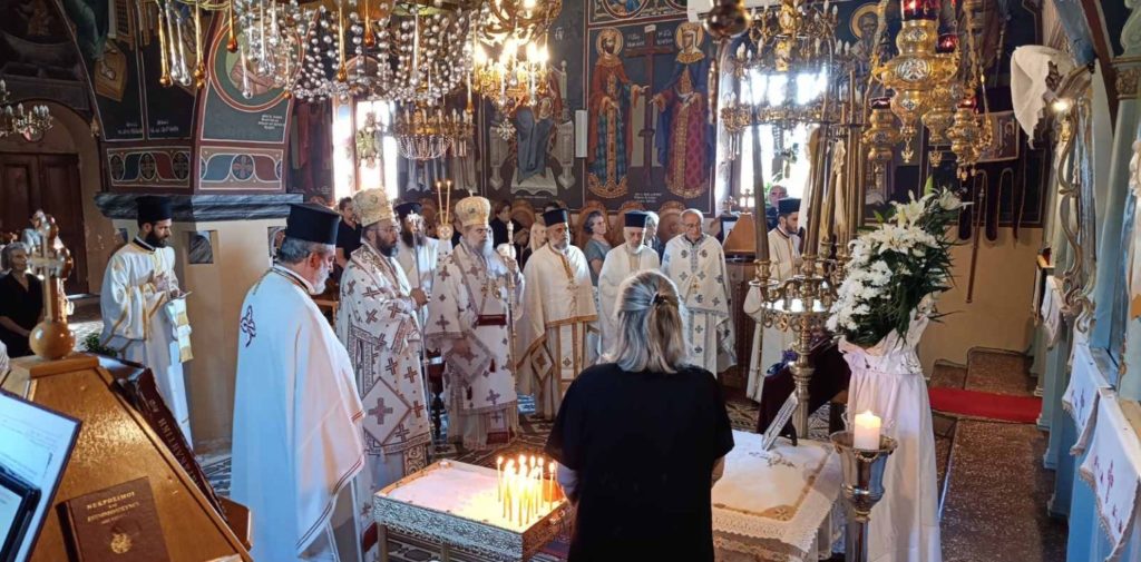 Οι Μητροπολίτες Αυστρίας και Κυδωνίας στον Ιερό Ναό Ευαγγελισμού της Θεοτόκου Στερνών Ακρωτηρίου