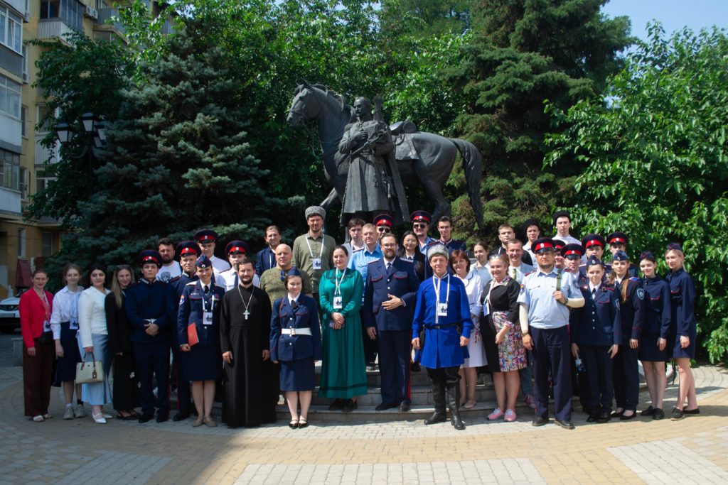 При содействии Синодального комитета по взаимодействию с казачеством прошел обучающий семинар для казачьей молодежи