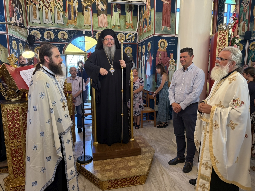 Στο Ιερό Παρεκκλήσιο Αγίου Παντελεήμονος Ανθούπολης ο Λαρίσης Ιερώνυμος