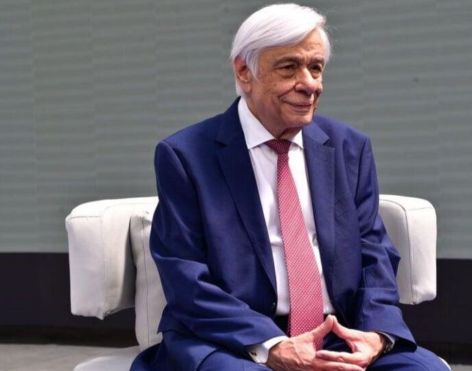Ο Προκόπης Παυλόπουλος στον Γιώργο Λιάνη: «Η εκτελεστική εξουσία είναι δυστυχώς παντοδύναμη»