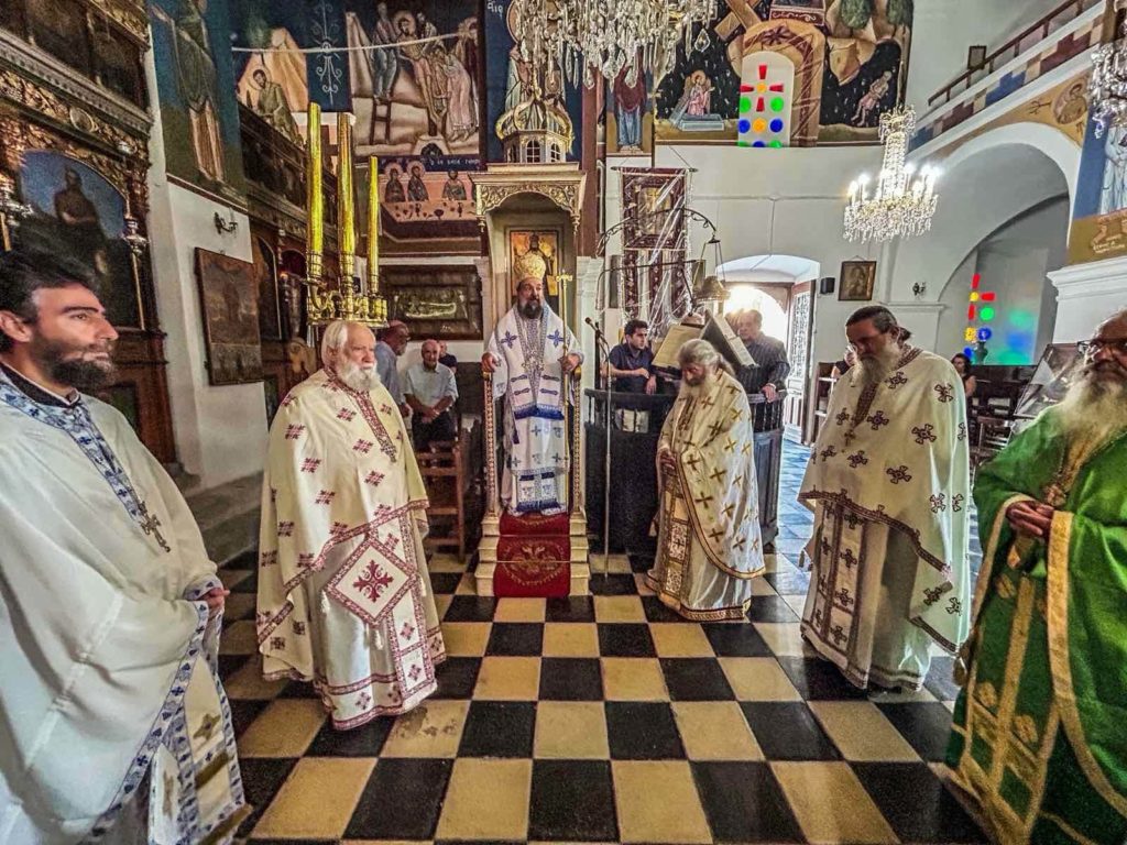 Τεσσαρακονθήμερο Μνημόσυνο του αειμνήστου καπετάν Γιάννη Σκοπελίτη στα Κατάπολα Αμοργού