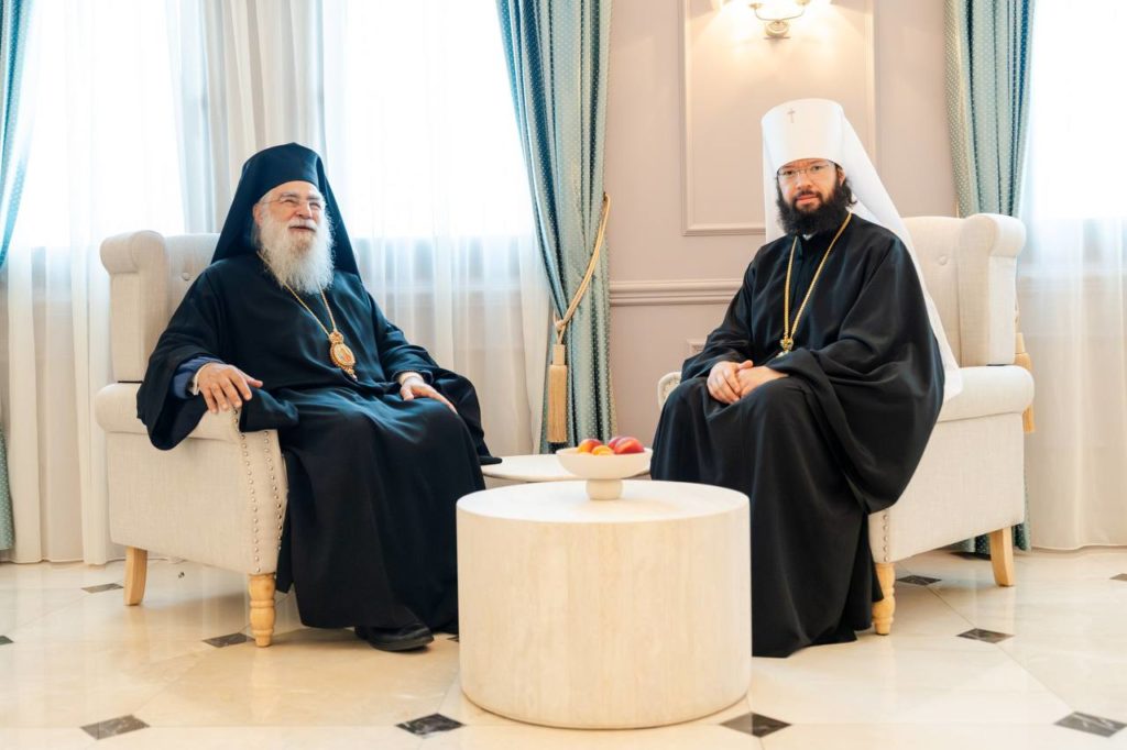 Состоялась встреча председателя ОВЦС с экзархом Пресвятого Гроба Господня на Кипре митрополитом Вострским Тимофеем