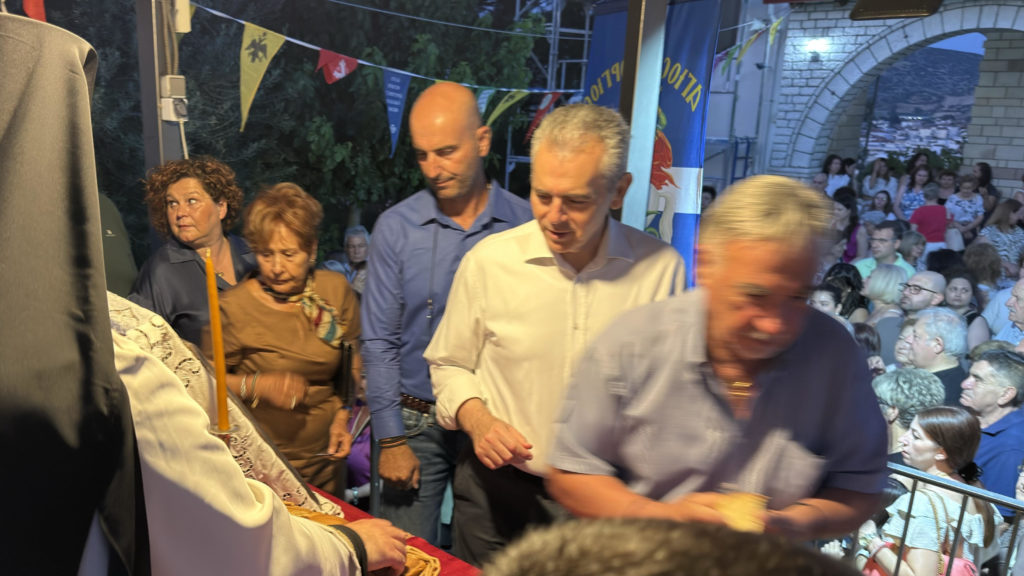 Μ. Χαρακόπουλος στα Φάρσαλα: Αισιόδοξο σημάδι η αθρόα προσέλευση νέων στον Άγιο Παΐσιο