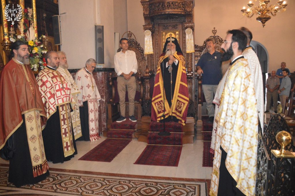 Ο Νεαπόλεως Βαρνάβας στον πανηγυρίζοντα Ιερό Καθεδρικό Ναός του Τιμίου Προδρόμου