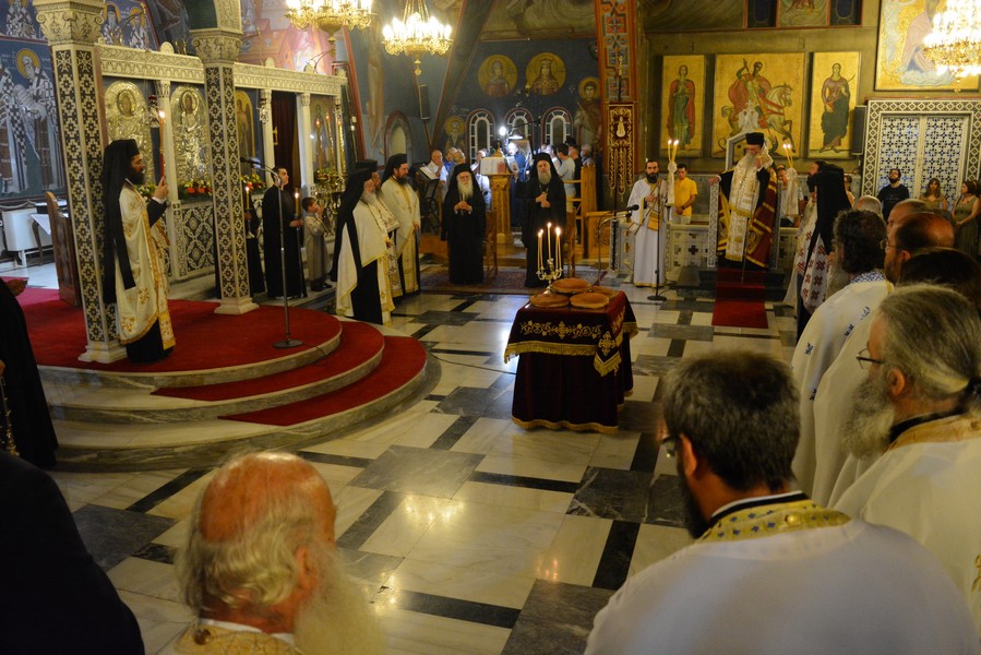 Το Παλαιό Φάληρο εορτάζει τον πολιούχο Άγιο Αλέξανδρο