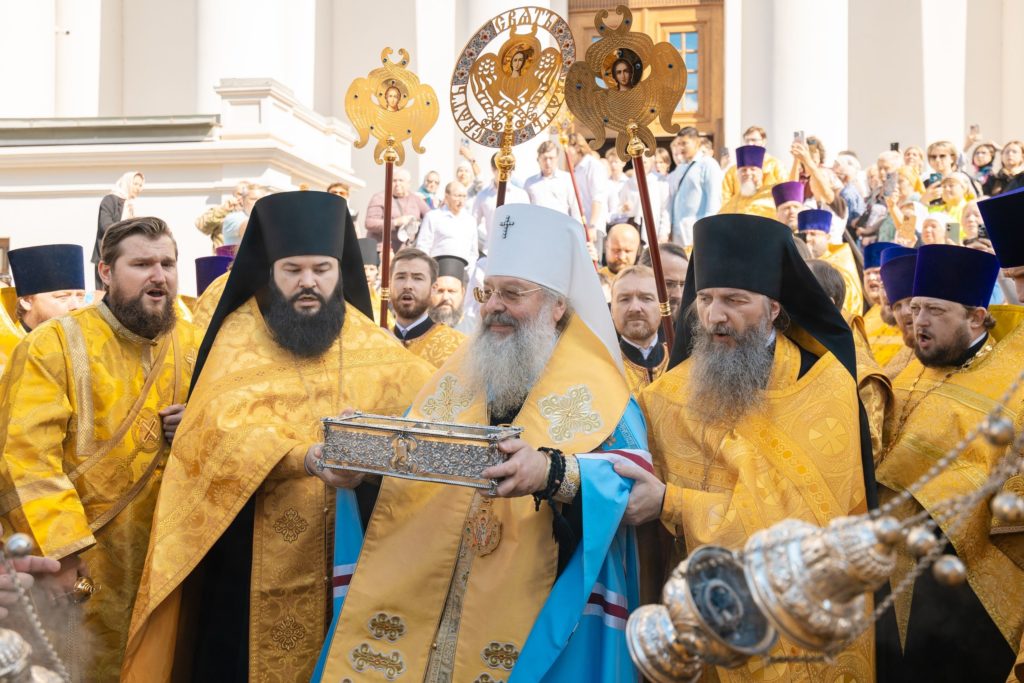 Η αναχώρηση της δεξιάς χειρός του Αγίου Σπυρίδωνα από το Καζάν