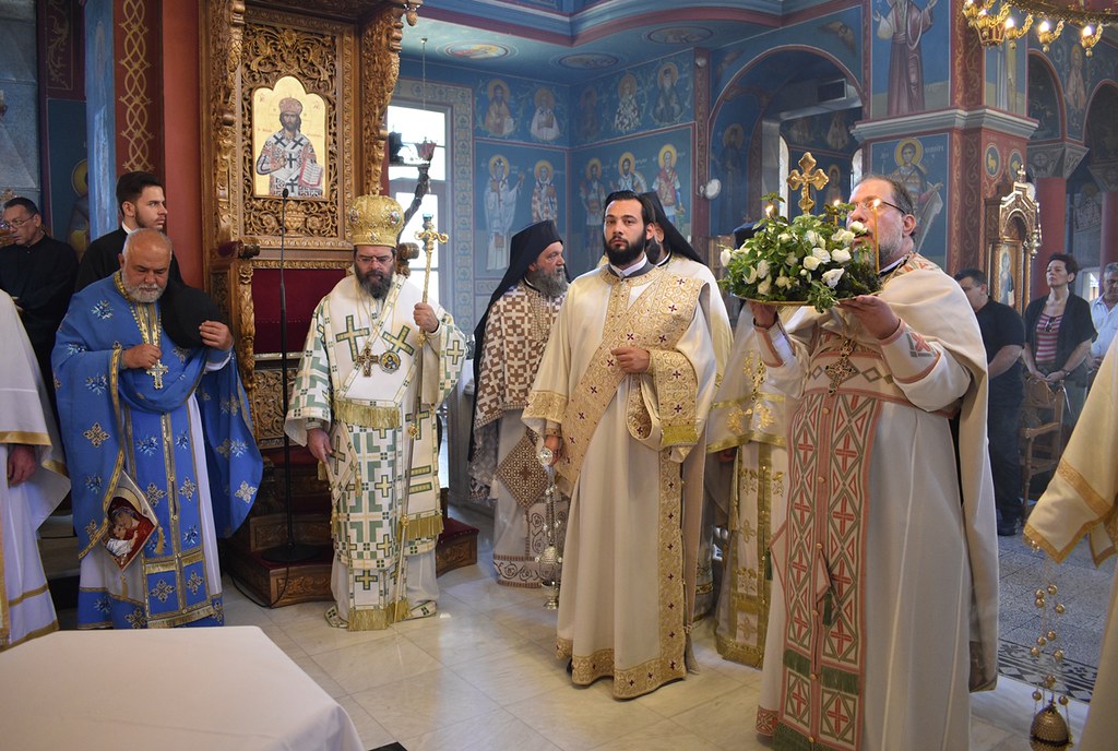Η Πρόοδος του Τιμίου Σταυρού και Χειροτονία Πρεσβυτέρου στην Κομοτηνή