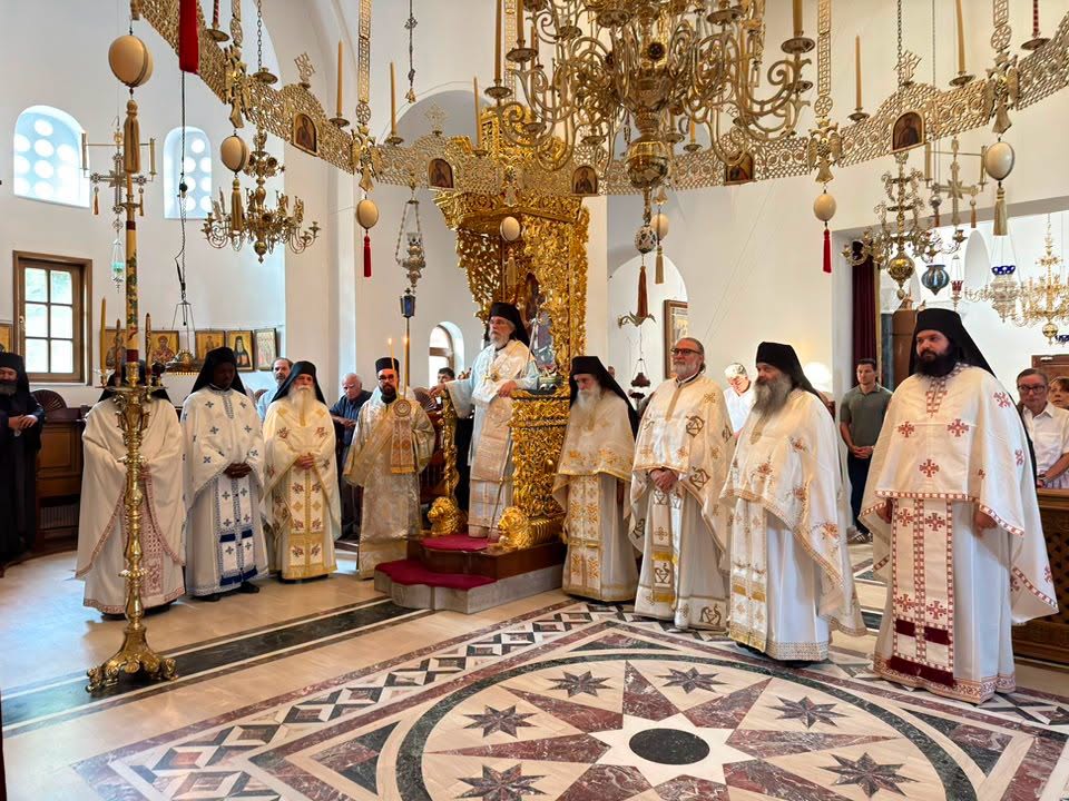 Τα Ονομαστήρια του Μητροπολίτου Αρούσας στην Ιερά Μονή Αγίου Διονυσίου εν Ολύμπω