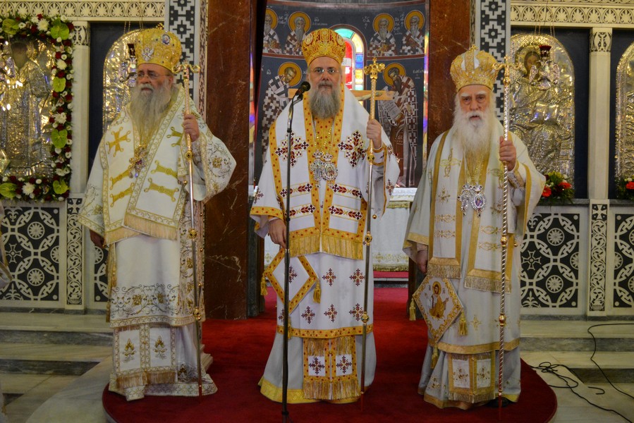 Η Πανηγυρική πολυαρχιερατική Θεία Λειτουργία στον Ιερό Ναό Αγίου Αλεξάνδρου του Παλαιού Φαλήρου