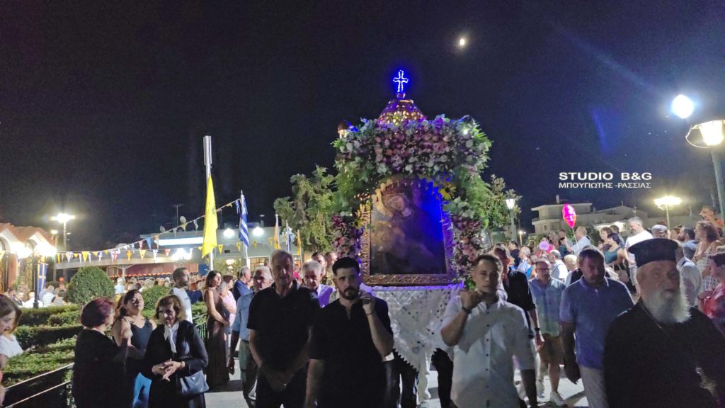 Η Νέα Κίος τιμά την Παναγία την Θεομάνα – Οδηγήτρια