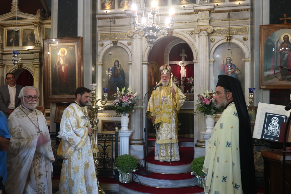 Στον Ιερό Ναό Αγίου Ιωάννου Ποσειδωνίας Σύρου ιερούργησε ο Σύρου Δωρόθεος Β΄