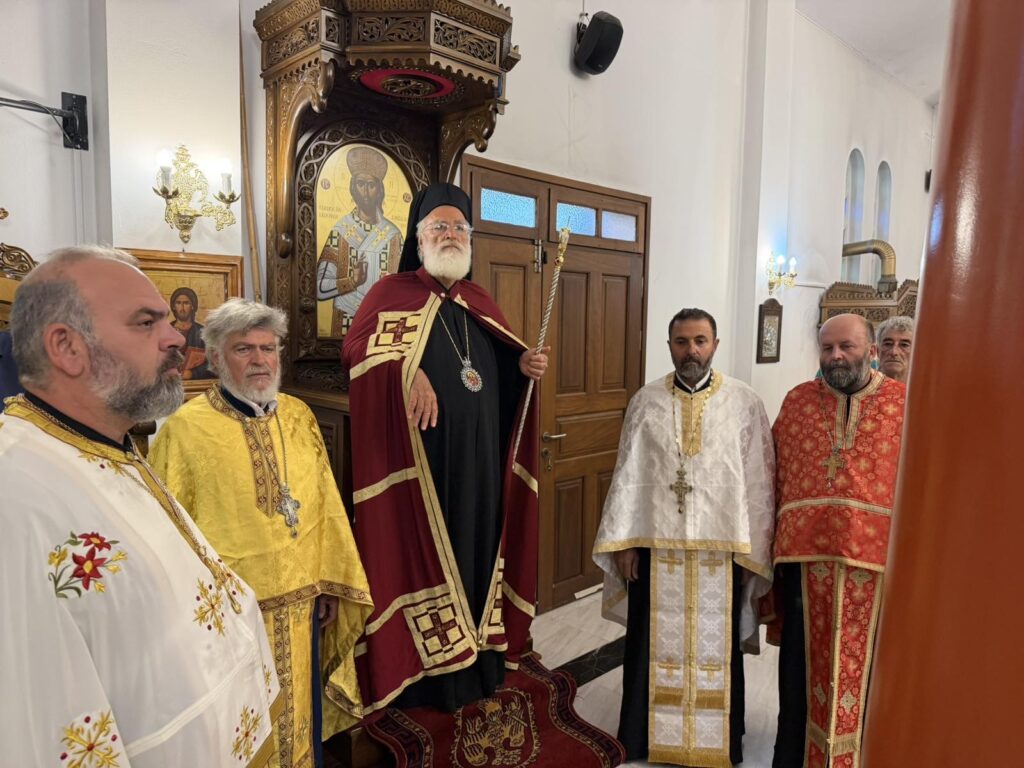 Ο Μητροπολίτης Αρκαλοχωρίου στον πανηγυρίζοντα Ιερό Ναό Αγίου Μύρωνος στο Καστρί Βιάννου