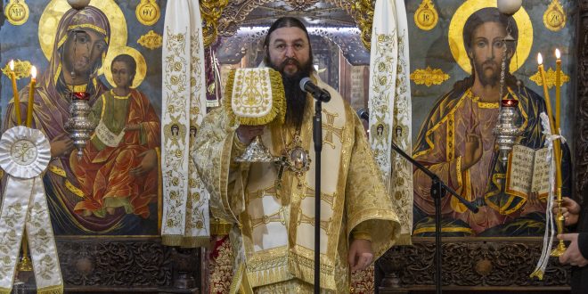 Епископ Василий: Бог не остава никого извън Своите двори, не връща никого