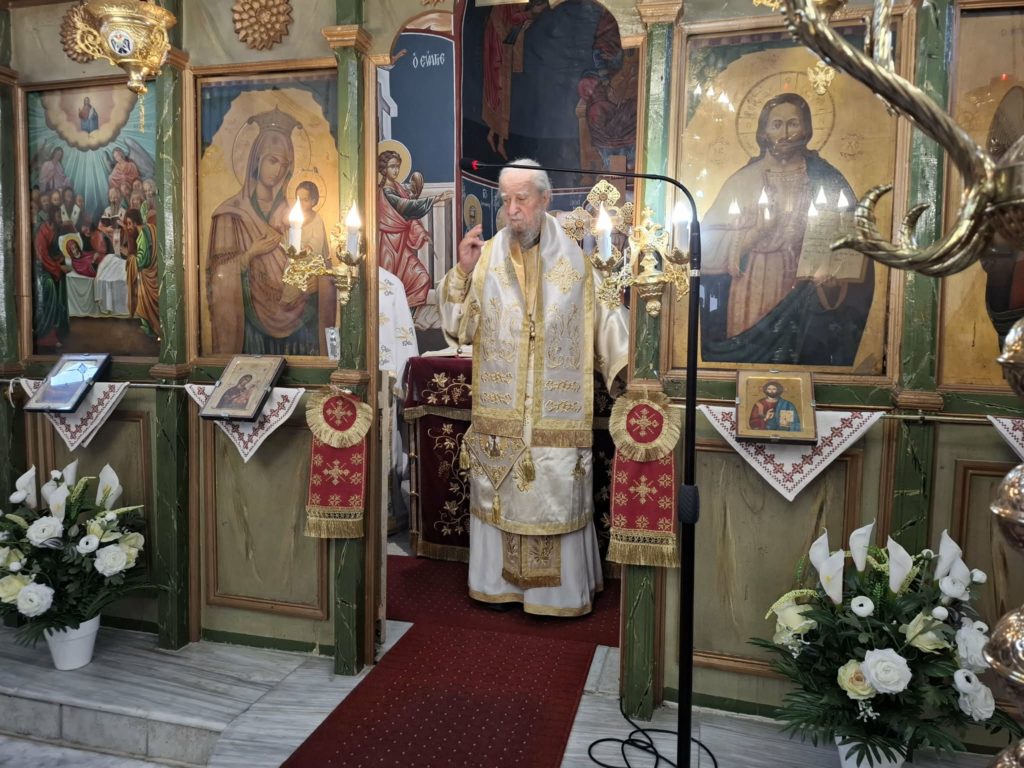 Αρχιερατική Θεία Λειτουργία στον Ιερό Ναό Κοιμήσεως της Θεοτόκου Μανικίων – Κύμης
