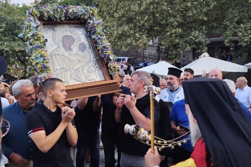 Η Ιερά Eικόνα της Παναγίας Κορωνιωτίσσης και της Τιμίας Κάρας του Ιερομάρτυρος Σεραφείμ στο Μορφοβούνι Καρδίτσας