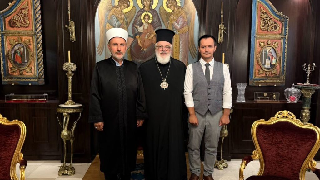 Ο Μουφτής Διδυμοτείχου στο Επισκοπείο για ευχές