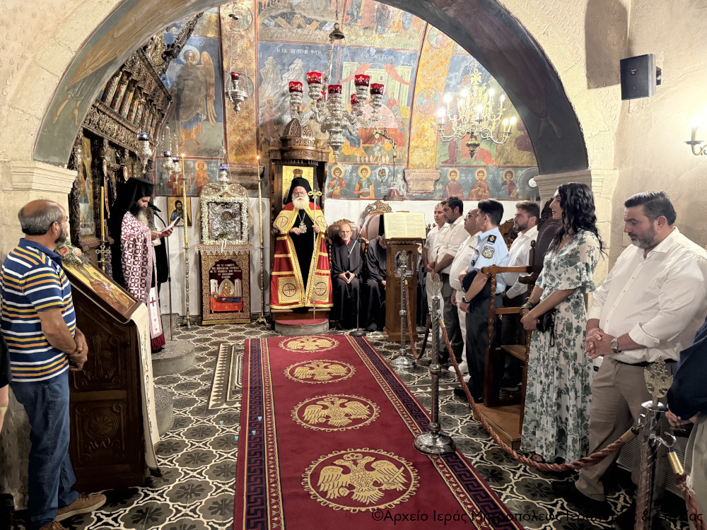 Κατάνυξη στην ιστορική Ιερά Μονή Παναγίας Φανερωμένης Ιεράπετρας
