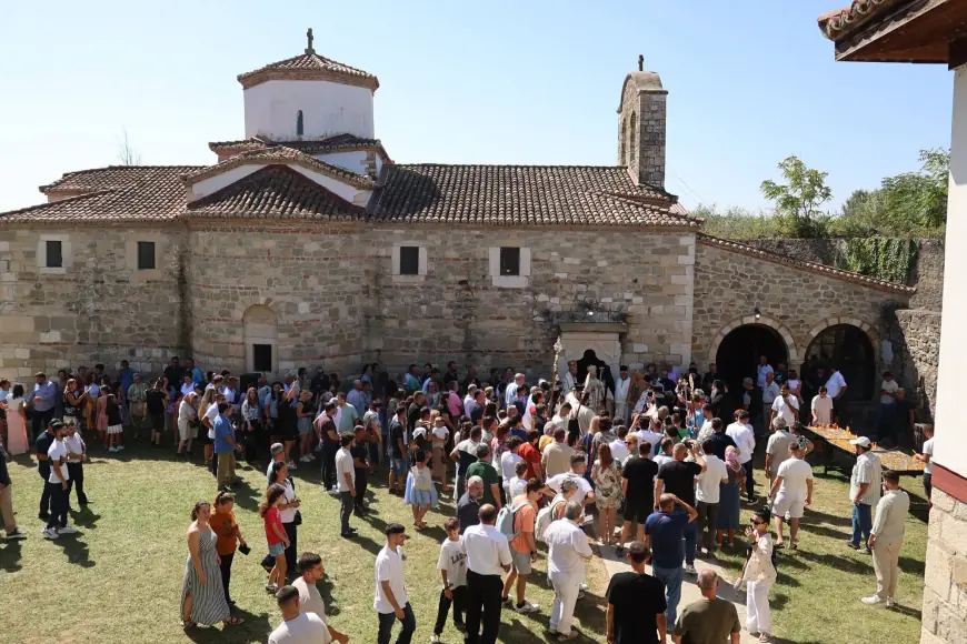 Mănăstirea „Sfânta Treime” din Cahul a găzduit un festival de cântări închinate Maicii Domnului