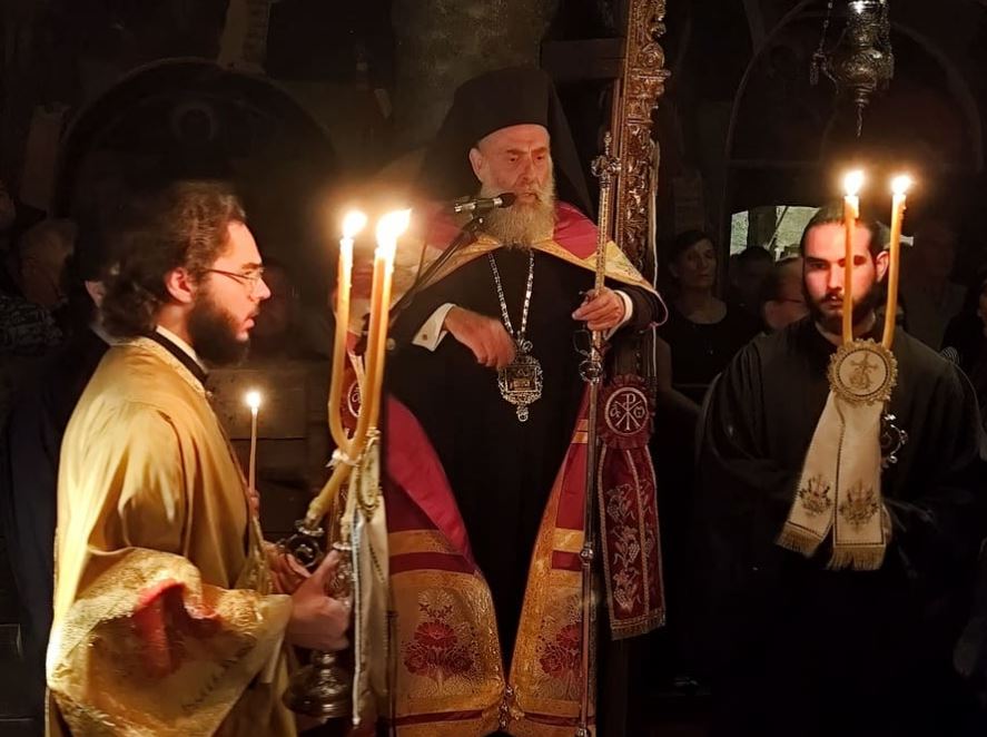 Ο Εσπερινός της Θεομητορικής εορτής στην Ιερά Μονή Παναγίας «Πέτρας»