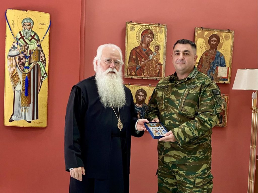 Ο νέος Διοικητής του 304 ΠΕΒ στον Μητροπολίτη Δημητριάδος Ιγνάτιο