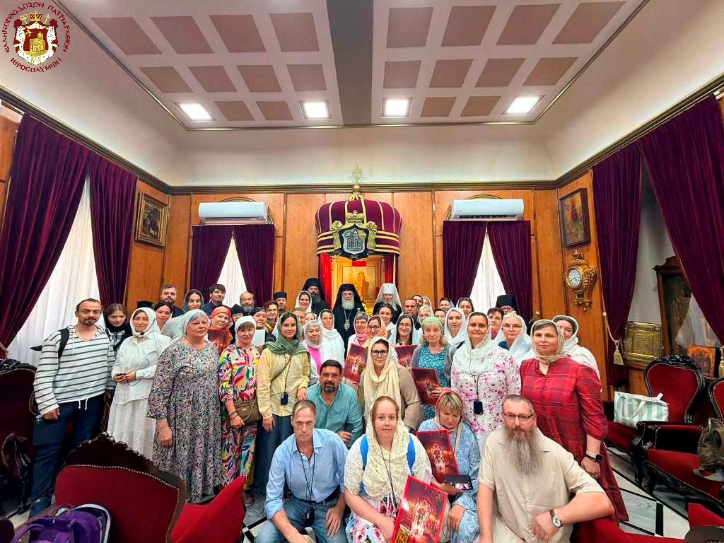 Ιεράρχες και προσκυνητές από την Ρωσική Εκκλησία της Διασποράς στον Πατριάρχη Ιεροσολύμων