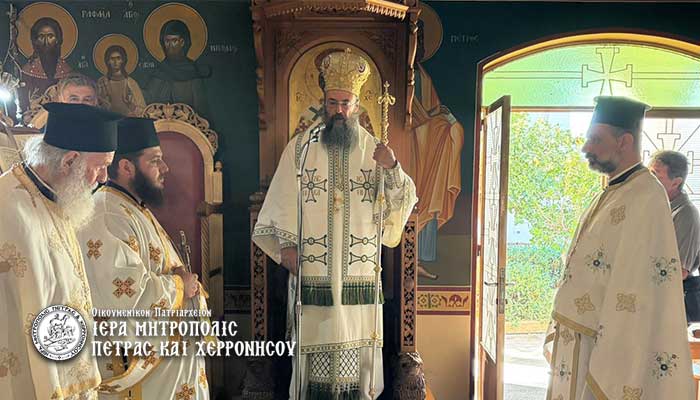 Ο Μητροπολίτης Πέτρας στον πανηγυρίζοντα Ιερό Ναό Αγίου Μύρωνος Πίσσηδων
