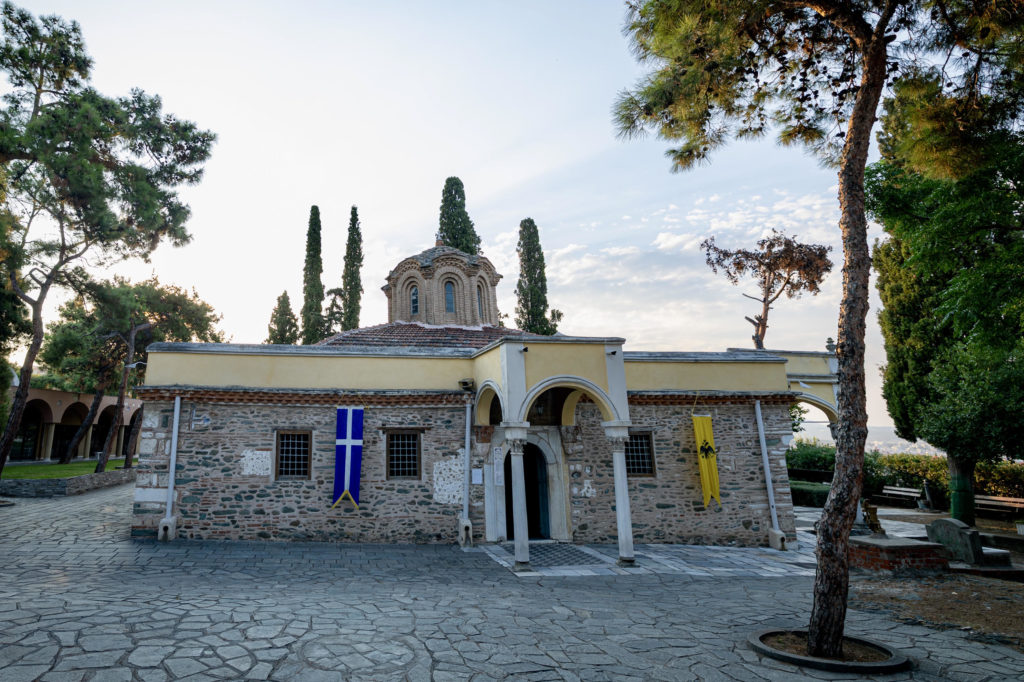 Η Ιερά Μονή Βλατάδων συγκεντρώνει είδη πρώτης ανάγκης και σχολικά για το Παιδικό Χωριό στο Φίλυρο