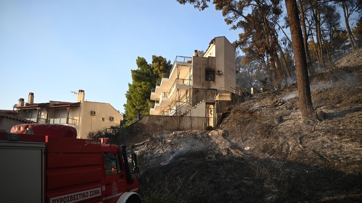 Χαλκιδική: Καταγραφή των ζημιών από την πυρκαγιά στη Σίβηρη