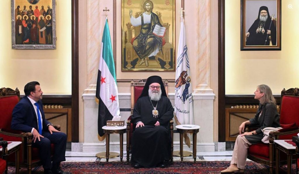 البطريرك يوحنا العاشر يستقبل سفير اليونان لدى سوريا عمانوئيل كاكافيلاكيس