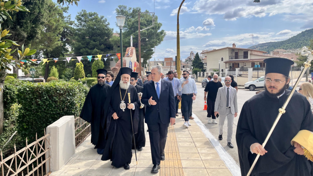Μάξιμος Χαρακόπουλος: Η Παναγία πάντοτε στέκει ως προστάδιδα δύναμη