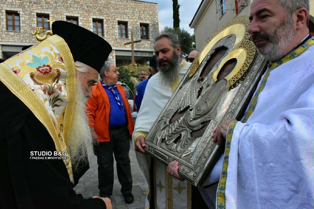 Το Ναύπλιο υποδέχτηκε την Ιερά Εικόνα της Παναγίας του Όρους των Ελαιών από τα Ιεροσόλυμα