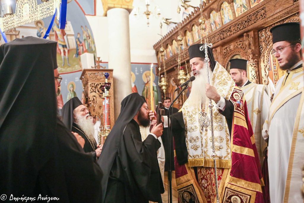 Κουρά ενός ακόμη μοναχού από τον Μητροπολίτη Φθιώτιδος