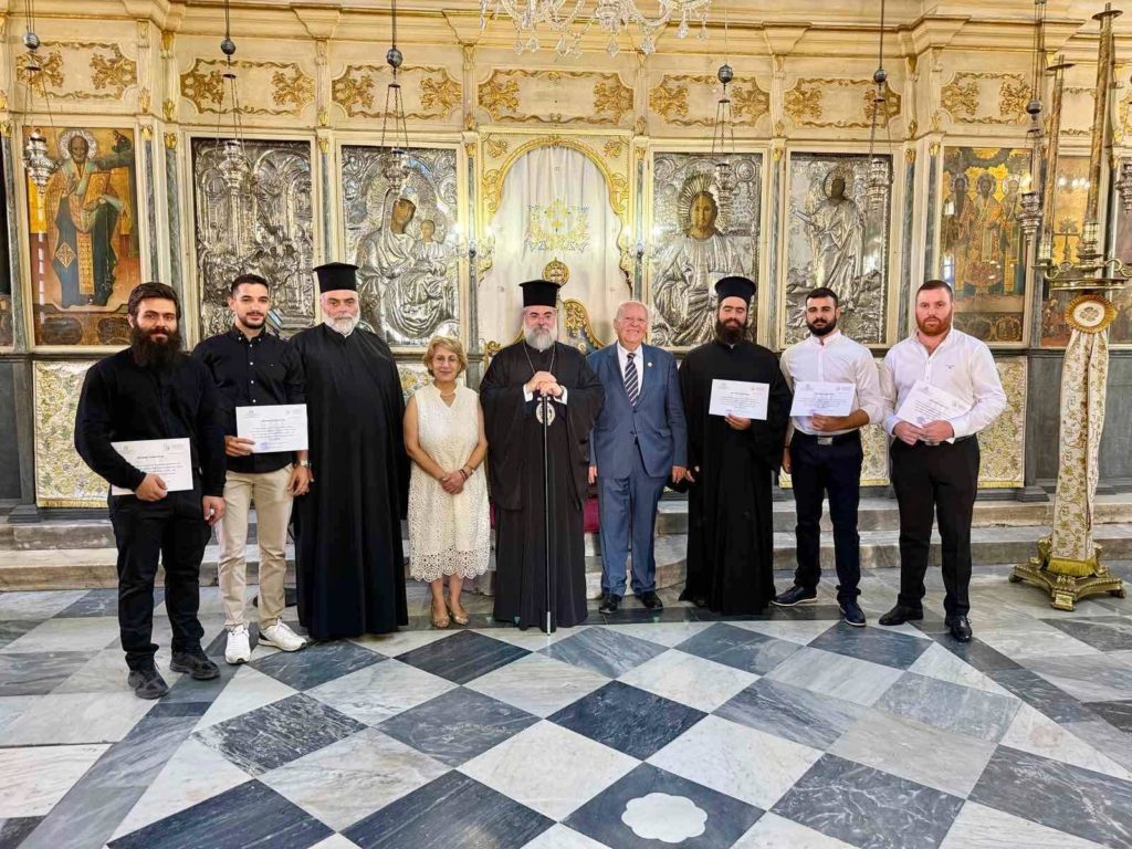 Η πρώτη απονομή πτυχίων της Σχολής Μαθητείας Υποψηφίων Κληρικών στα Χανιά