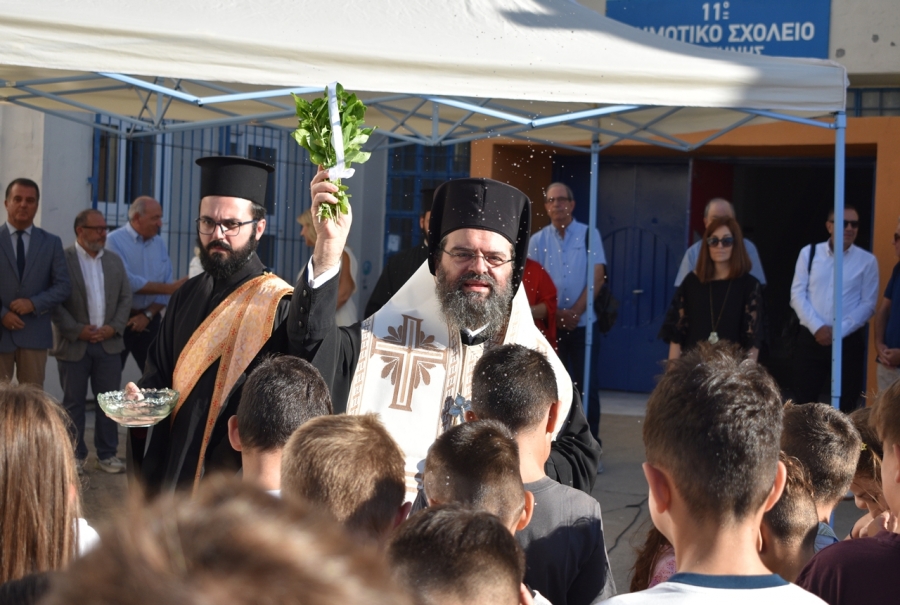 Σε σχολεία της Κομοτηνής ο Μαρωνείας Παντελεήμων για τους Αγιασμούς