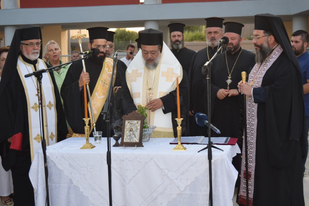 Ο Μεσσηνίας Χρυσόστομος εγκαινίασε το νέο Γυμνάσιο – Λύκειο Κορώνης