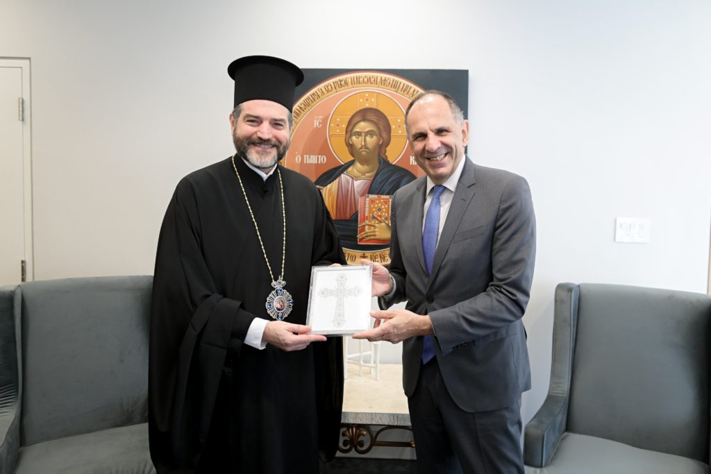 Συνάντηση Γιώργου Γεραπετρίτη με τον νέο Αρχιεπίσκοπο Καναδά