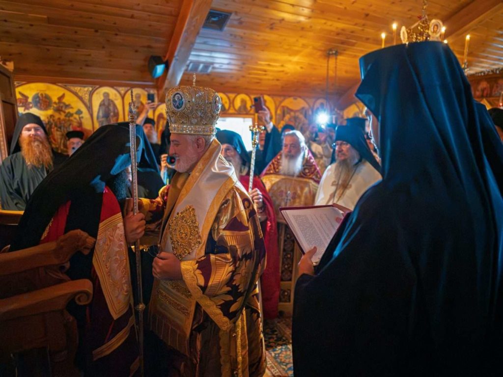 V. Rev. Arch. Stephanos enthroned as the Holy Monastery of Saint Nektarios’s new abbot