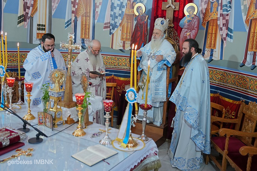 Βεροίας Παντελεήμων: Ο Σταυρός του Χριστού είναι δύναμη και προστασία