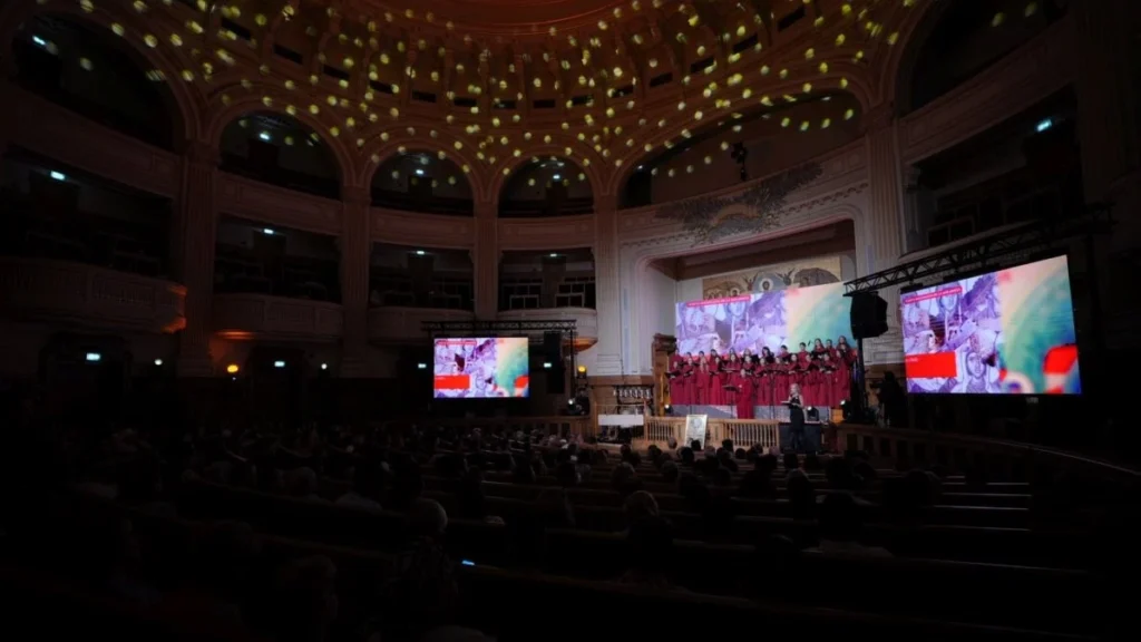 Omagiu adus femeilor sfinte: Concert caritabil la Palatul Patriarhiei în sprijinul copiilor bolnavi de cancer