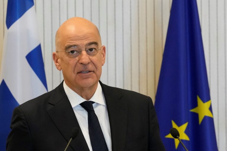Ν. Δένδιας: Έμπρακτη η στήριξη της Εκκλησίας της Κύπρου στις Ένοπλες Δυνάμεις