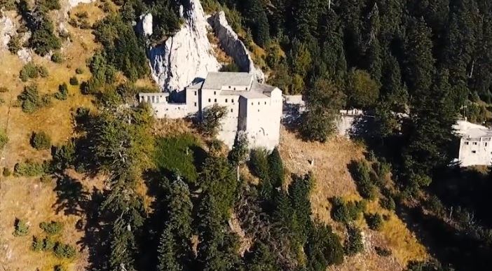 Παναγία Πελεκητή: “Η βασίλισσα των Αγράφων” (ΒΙΝΤΕΟ)