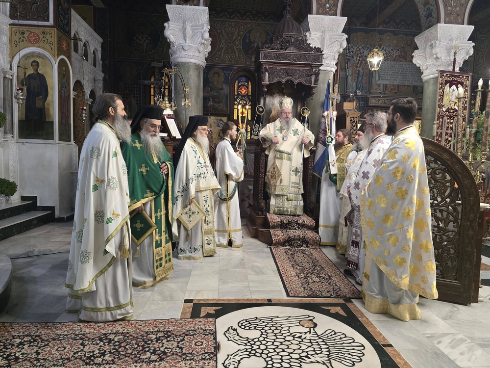 Εορτή της Υψώσεως του Τιμίου Σταυρού και χειροτονία Διακόνου στη Λάρισα