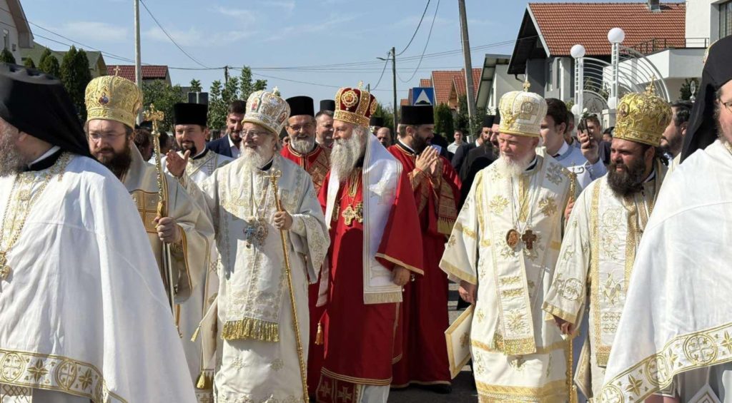 Радујмо се и радимо увек знајући да је све Божје и да је дар од Бога