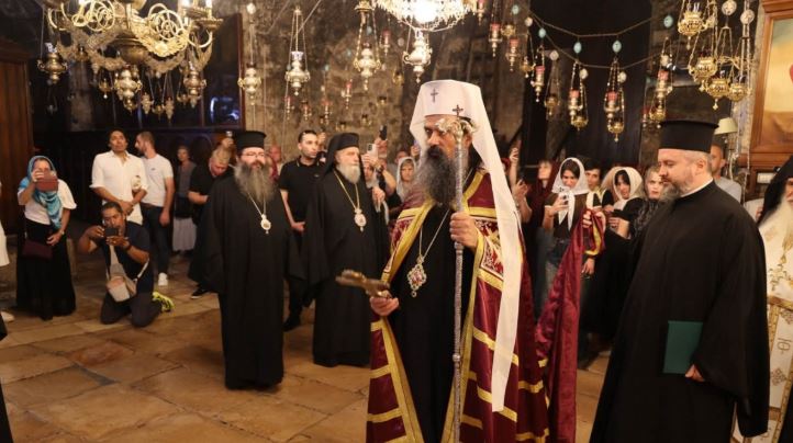Българският патриарх Даниил и българската църковна делегация се поклониха в храма на Гроба на Божията Майка