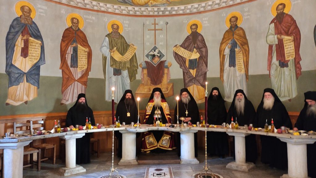 Προσκυνηματική επίσκεψη του Μητροπολίτου Σάμου στο Άγιον Όρος