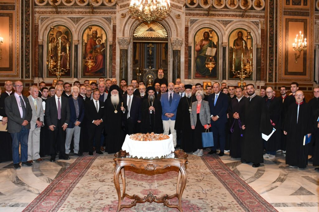 Με λαμπρότητα τιμήθηκε η μνήμη του Οσίου Ρωμανού του Μελωδού στον Καθεδρικό Ναό Αθηνών
