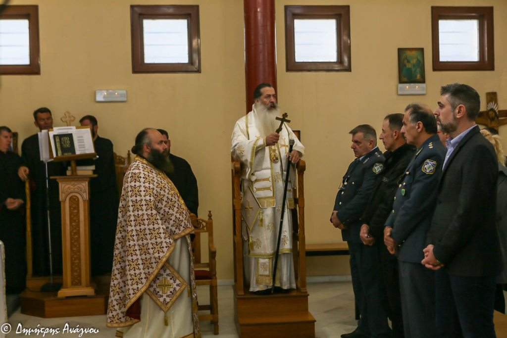 Ο Φθιώτιδος Συμεών στις Φυλακές Δομοκού για την εορτή του Αγίου Λογγίνου