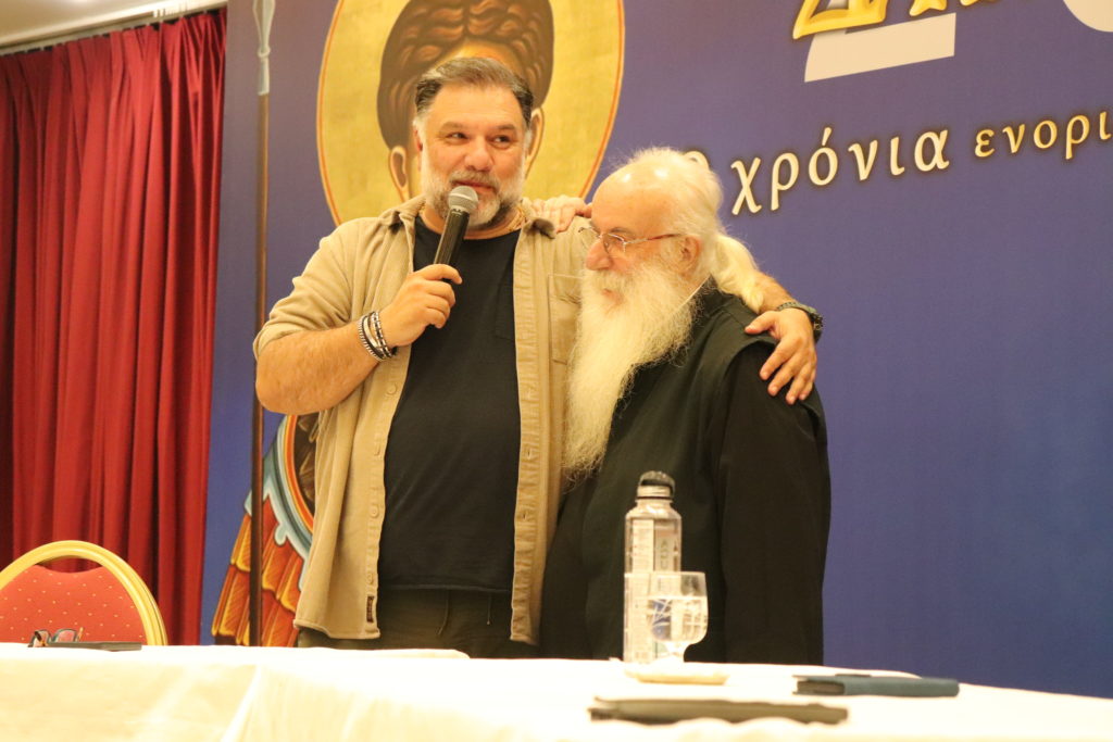 «Δημήτρια 2026» – 21η ημέρα: Συζήτηση με παπα-ΠΑΟΚ και Γρηγόρη Αρναούτογλου